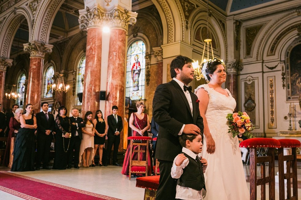 bodas,chile,fotografias,fotografo,fotos,hotel manquehue,matrimonios,santiago, matrimonio-parroquia-de-los-santos-angeles-custodios-hotel-manquehue-44.jpg