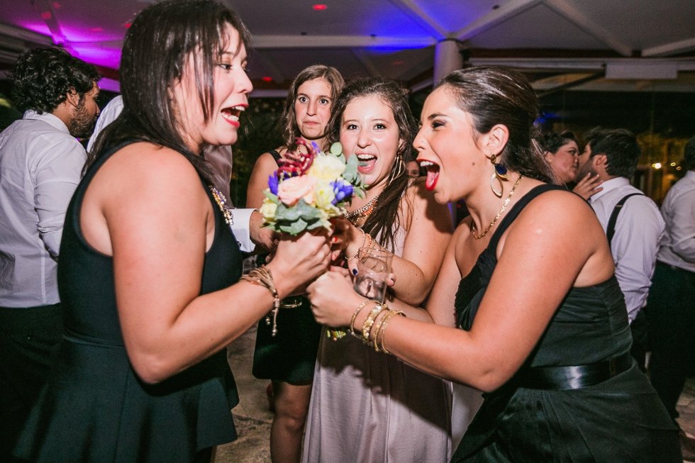 bodas,chile,fotografias,fotografo,fotos,hotel manquehue,matrimonios,santiago, matrimonio-parroquia-de-los-santos-angeles-custodios-hotel-manquehue-497.jpg