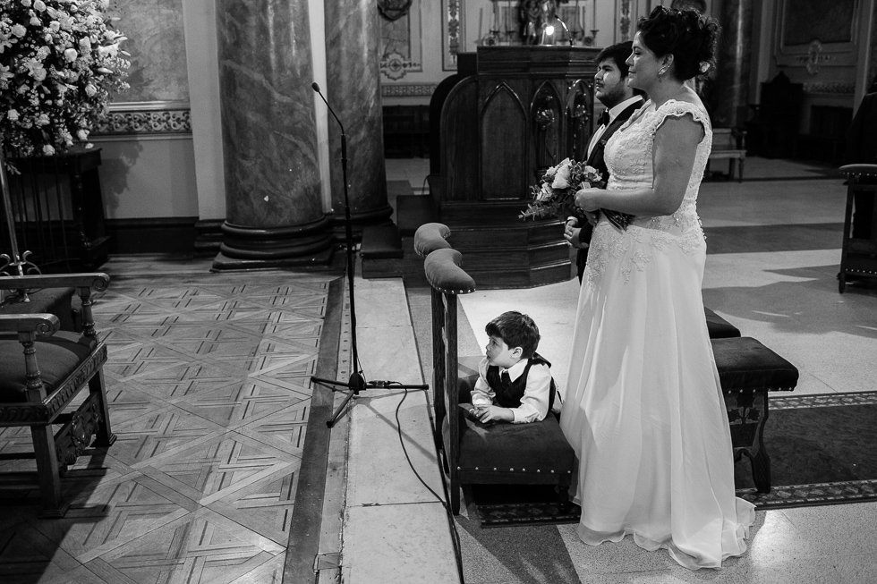 bodas,chile,fotografias,fotografo,fotos,hotel manquehue,matrimonios,santiago, matrimonio-parroquia-de-los-santos-angeles-custodios-hotel-manquehue-53.jpg