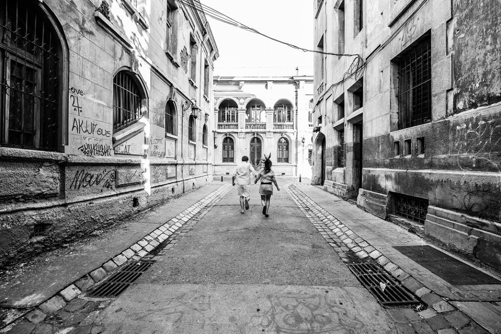 barrio concha y toro,chile,engagement,fotografo,pareja,preboda,santiago,sesion,sesion de fotos,sesion preboda, sesion-preboda-engagement-barrio-concha-y-toro-daniyfran-58.jpg