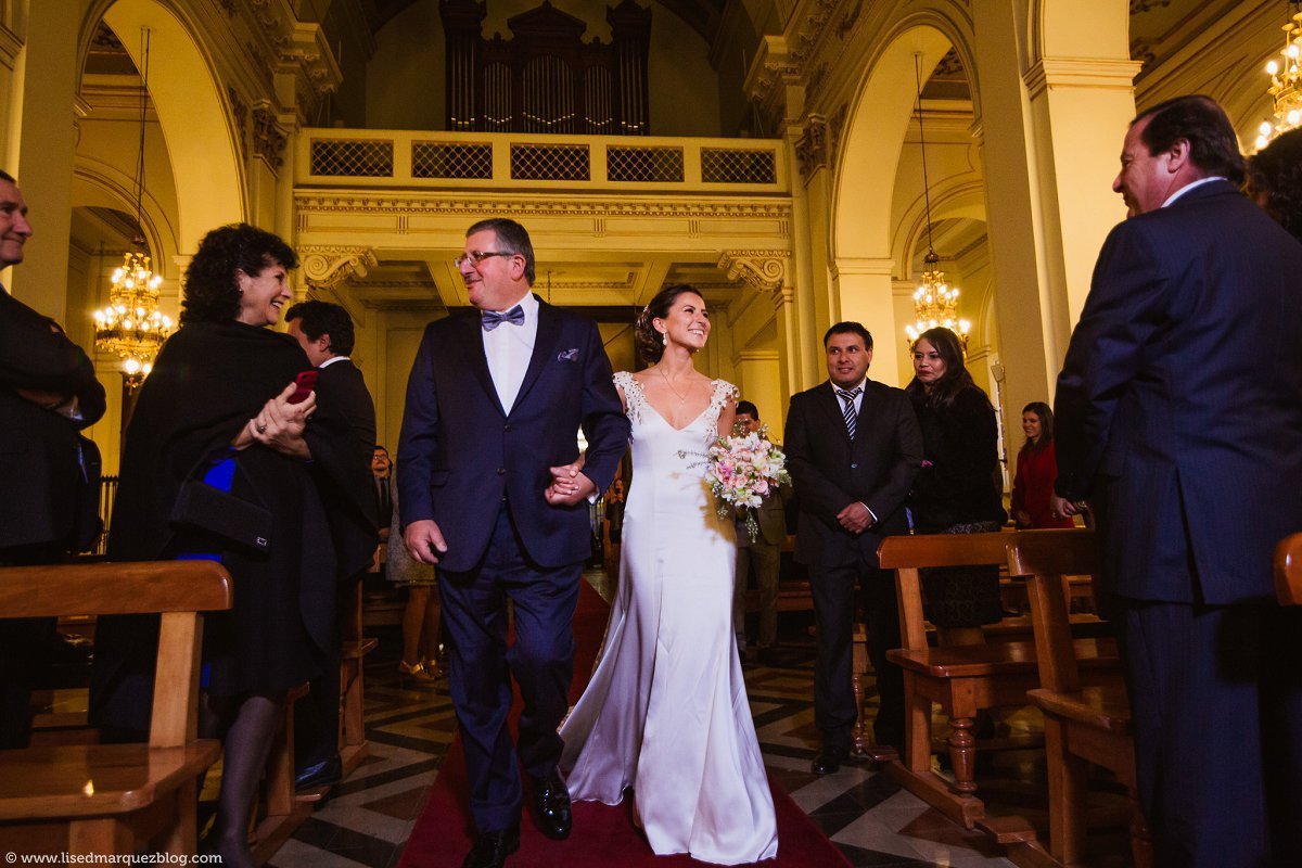 alto san francisco,bodas,fotografia de bodas,fotografo,iglesia san ignacio,la marqueza,lised marquez,matrimonio,matrimonios,san francisco,santiago, fotos-de-matrimonio-alto-san-francisco-santiago-clauyclau-26.jpg
