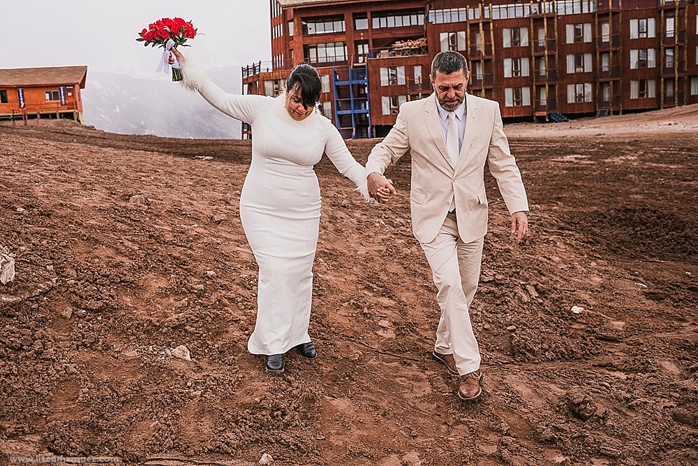 Elopement wedding in valle nevado chile, destination wedding chile, lised marquez fotografia
