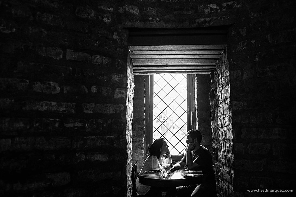 destination photographer chile,engaged,engagement,sesion preboda,sesion preboda en castillo forestal, 2016-11-07_0008.jpg
