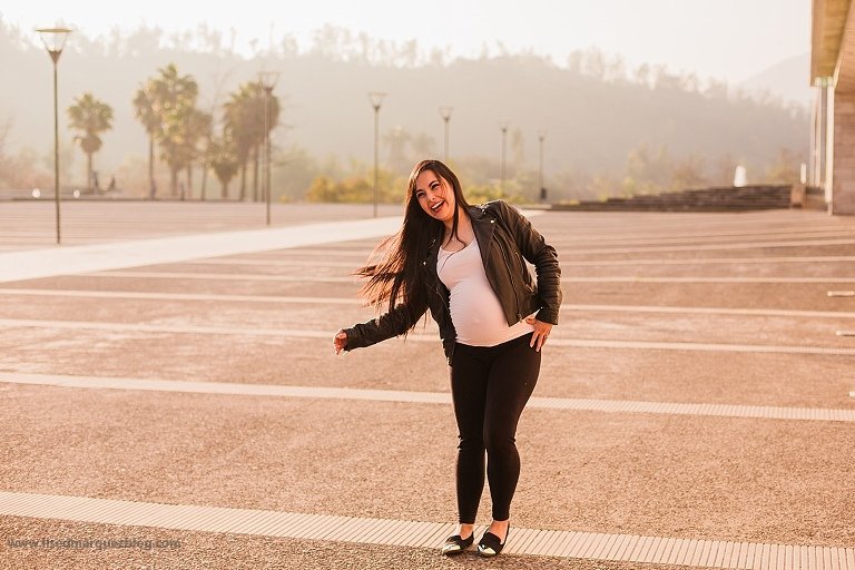 embarazada,embarazo,fotografia de embarazada,fotografia de maternidad,fotografo de embarazos,sesion de fotos de embarazo,sesion de fotos de embarazo en parque bicentenario,