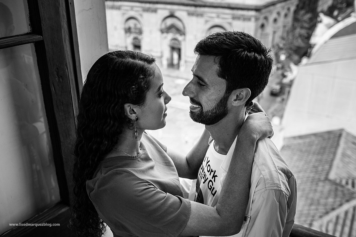 engagement,engagement session,ensaio fotografico,ensaio fotografico en santiago no chile,fotografo de bodas,fotografo de matrimonios,la moneda,lised marquez,plaza de armas,preboda,santiago,santiago centro,santiago de chile,