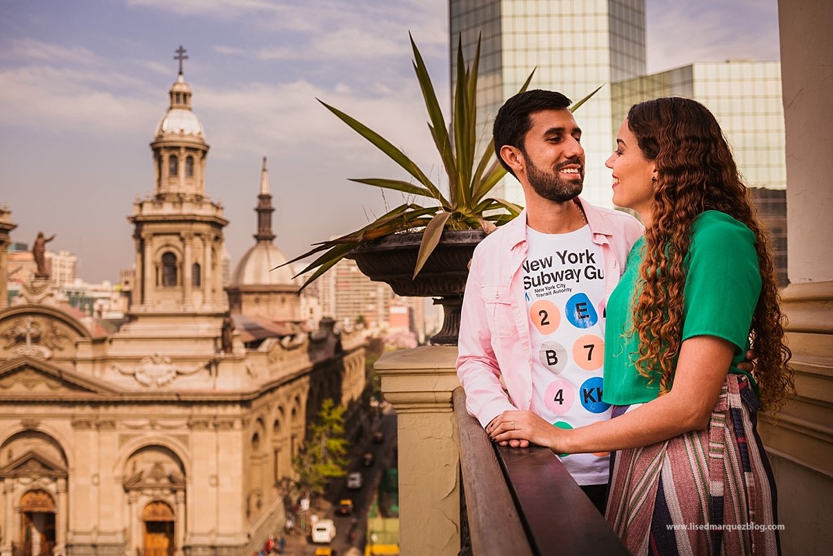 engagement,engagement session,ensaio fotografico,ensaio fotografico en santiago no chile,fotografo de bodas,fotografo de matrimonios,la moneda,lised marquez,plaza de armas,preboda,santiago,santiago centro,santiago de chile,